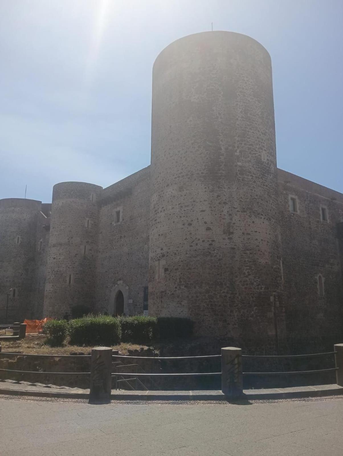 Apartmán Il Castello Di Patty Katánie Exteriér fotografie