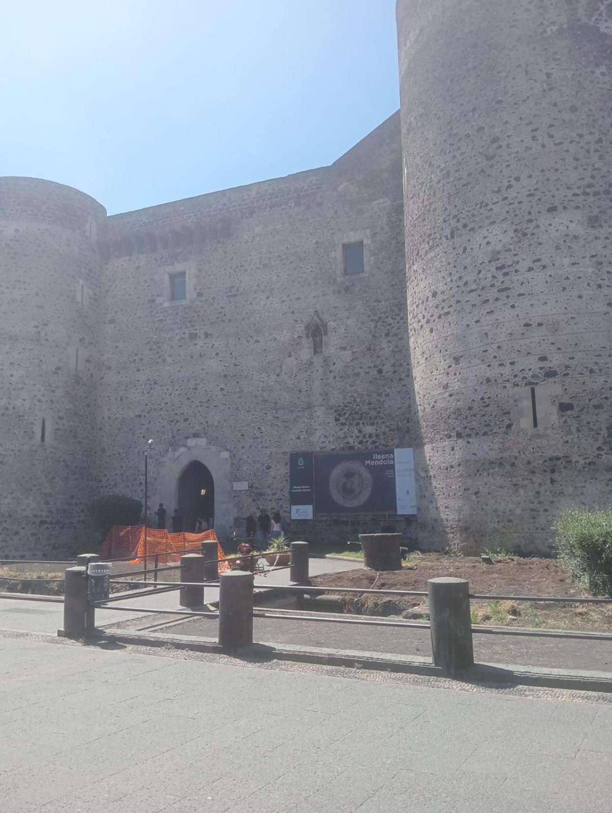 Apartmán Il Castello Di Patty Katánie Exteriér fotografie